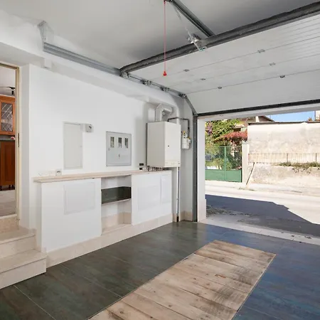 Vila Arena - Pool Table, Table Tennis, Darts &