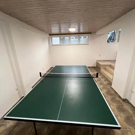 Arena - Pool Table, Table Tennis, Darts & * Pula