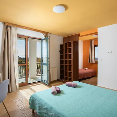 Arena - Pool Table, Table Tennis, Darts & Villa *