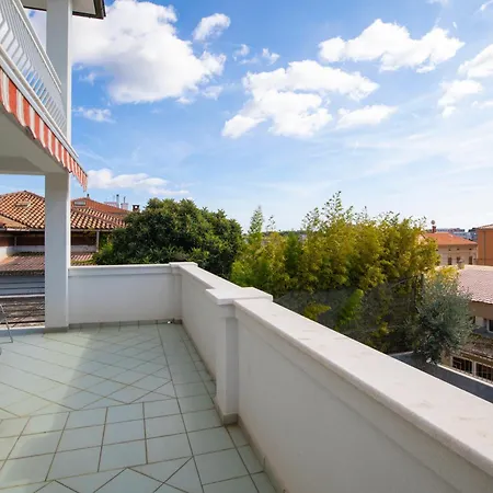 Arena - Pool Table, Table Tennis, Darts & *