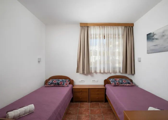 Βίλα Arena - Pool Table, Table Tennis, Darts & *