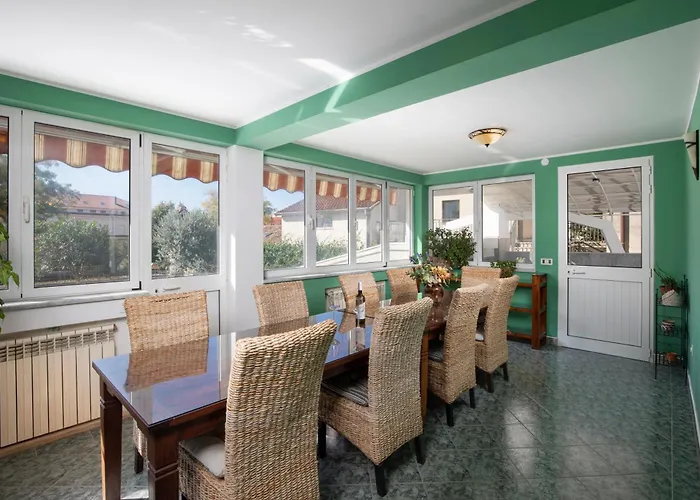 Arena - Pool Table, Table Tennis, Darts &