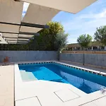 Arena - Pool Table, Table Tennis, Darts & Villa *