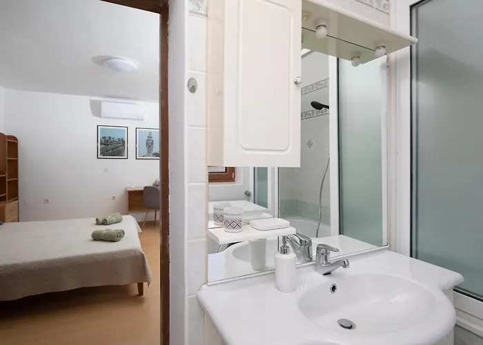 Arena - Pool Table, Table Tennis, Darts & 빌라