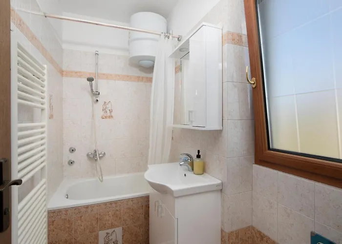 빌라 Arena - Pool Table, Table Tennis, Darts & 풀라