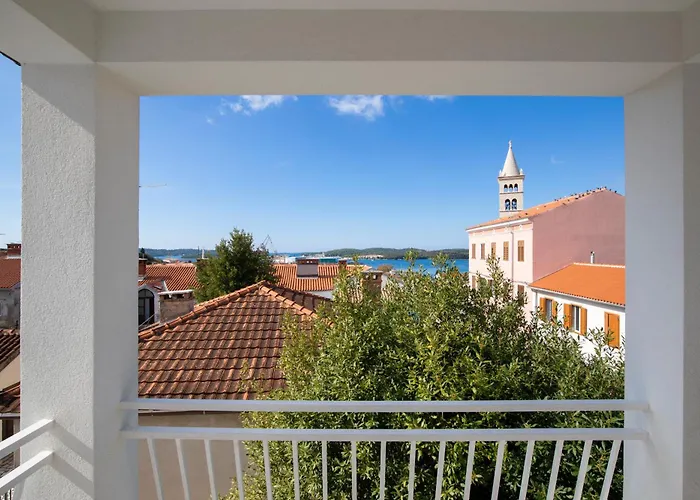 Arena - Pool Table, Table Tennis, Darts & 풀라