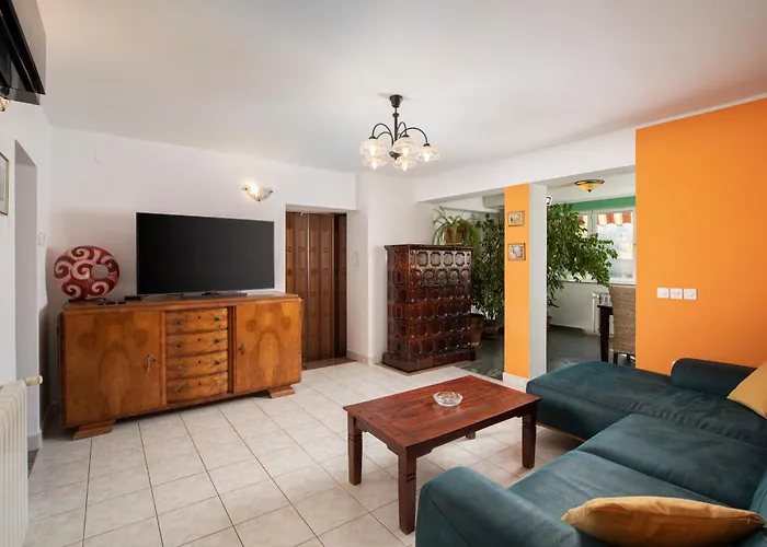 Arena - Pool Table, Table Tennis, Darts &